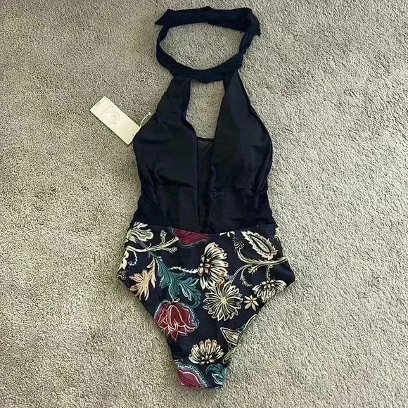 Cosita Linda One Piece Bathing Suit NWT - Picture 5 of 9
